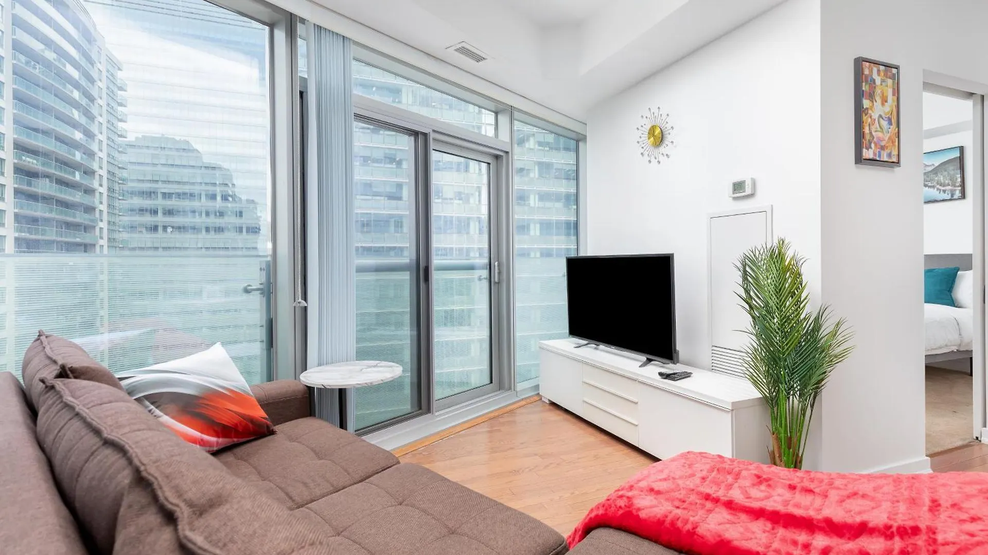 Downtown Toronto 2 Bedroom location
